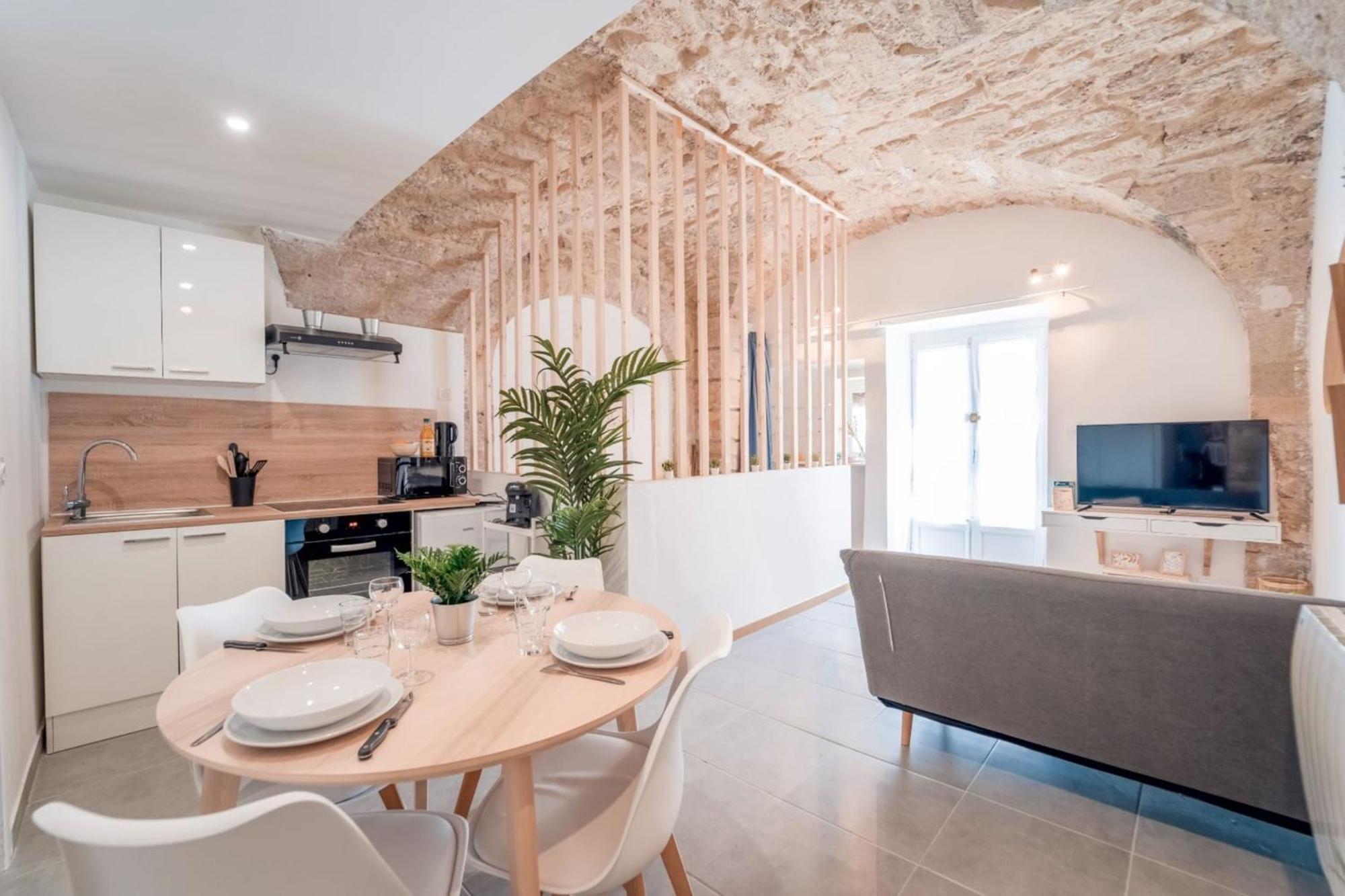Atlas - Uno Apartment Saint-Thibéry Екстериор снимка