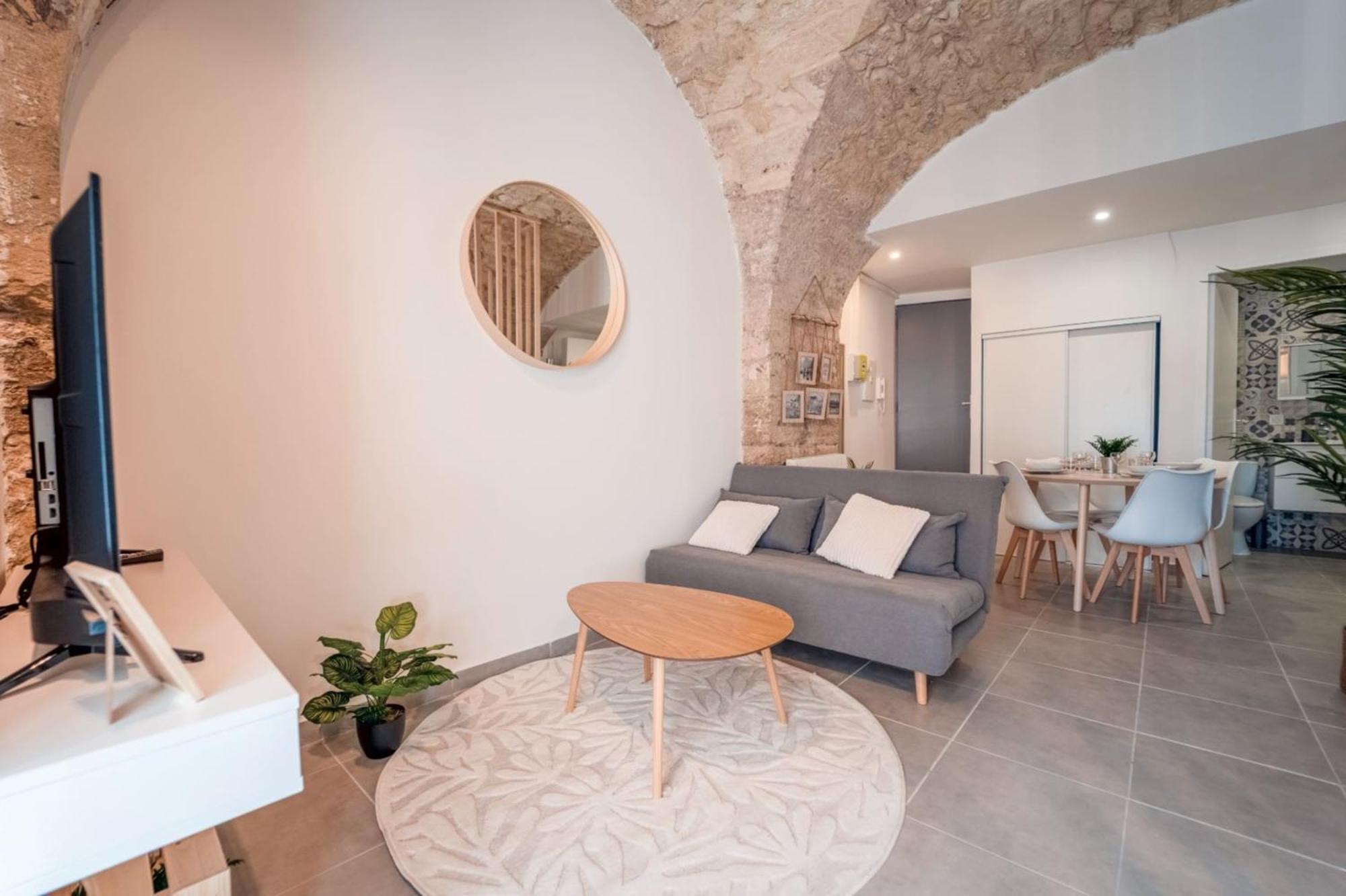 Atlas - Uno Apartment Saint-Thibéry Екстериор снимка