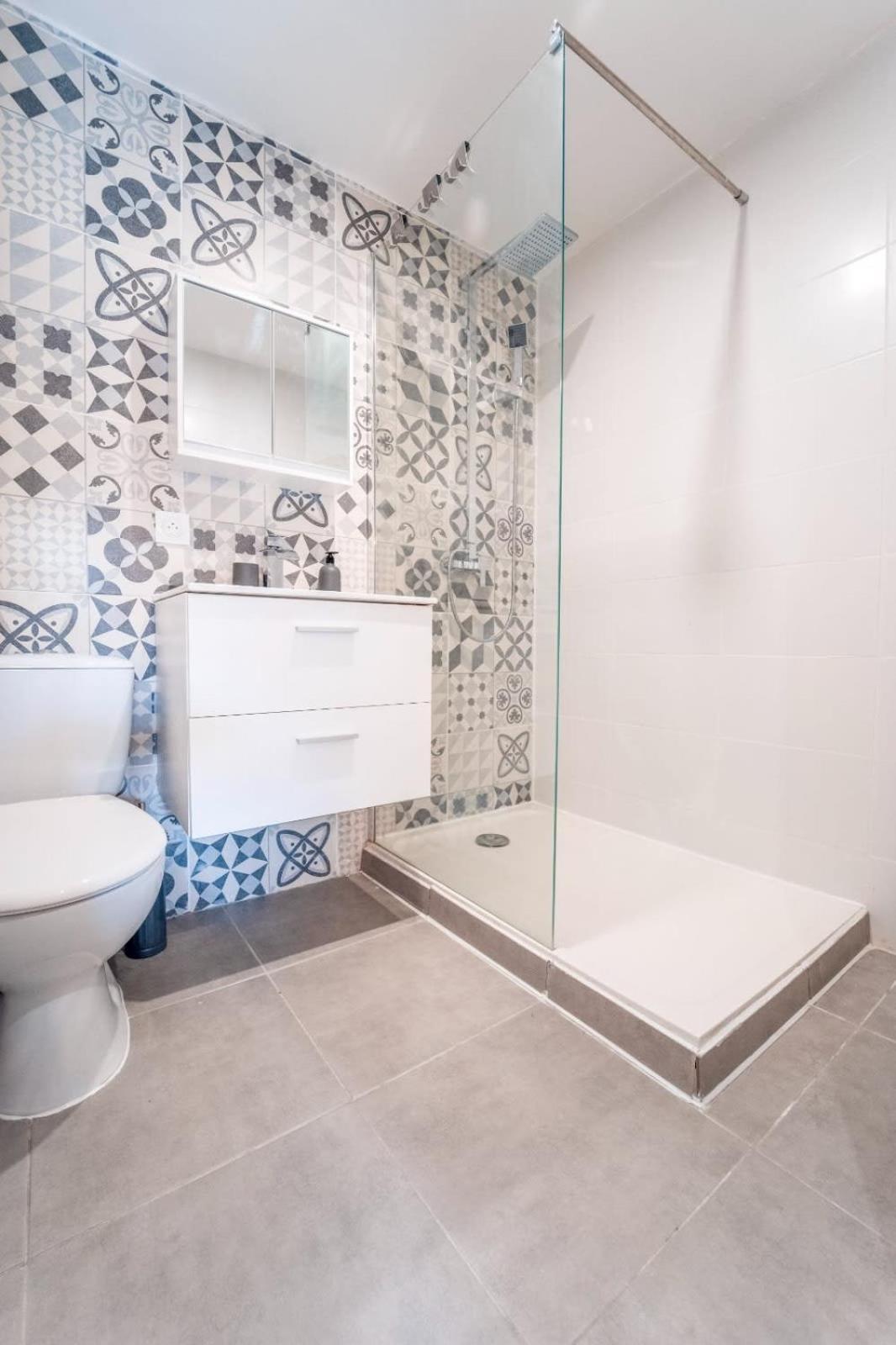 Atlas - Uno Apartment Saint-Thibéry Екстериор снимка