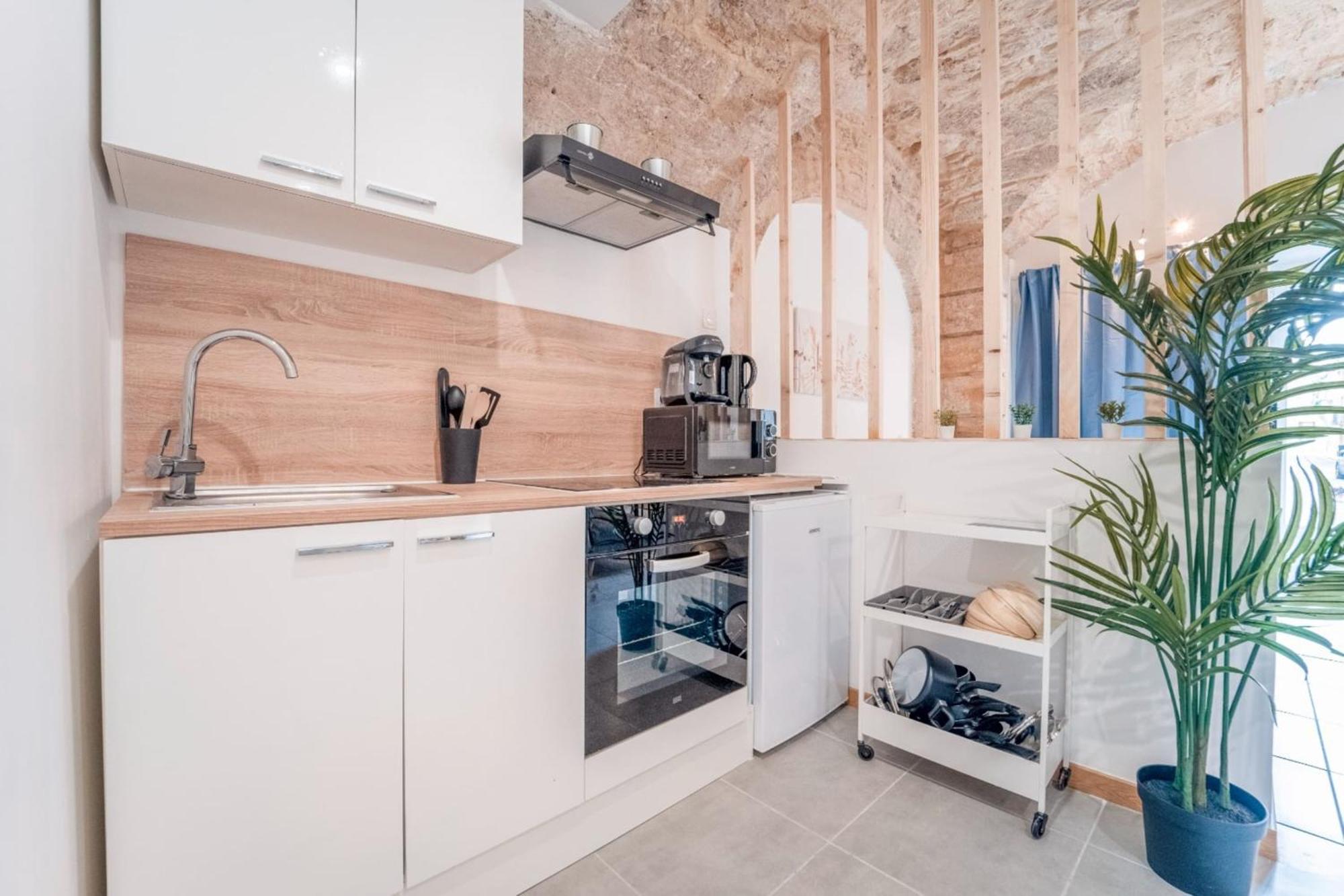 Atlas - Uno Apartment Saint-Thibéry Екстериор снимка